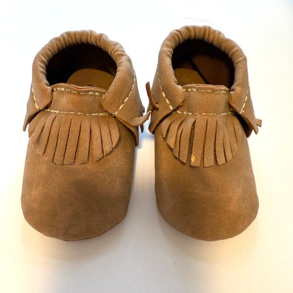 First Steps Baby Fringe Moccasin Shoe Set In Plaid Brown Size 6-12 Months - Picture 9 of 12